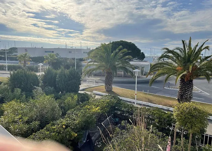 Cosy 4 Pers Avec Parking A Port Camargue - Fr-1-731-103 * Le Grau-du-Roi
